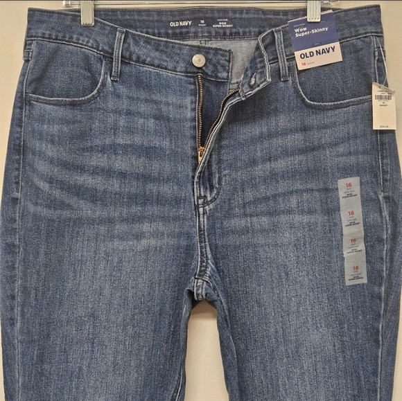 70 NWT OLD NAVY HIGH RISE WOW SUPER SKINNY JEANS WOMEN'S PLUS SIZE 16 - Picture 5 of 9